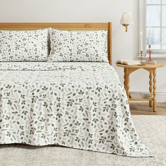 Great Bay Home 4-Piece 100% Turkish Cotton Flannel Sheet Set, Full, Little Holly