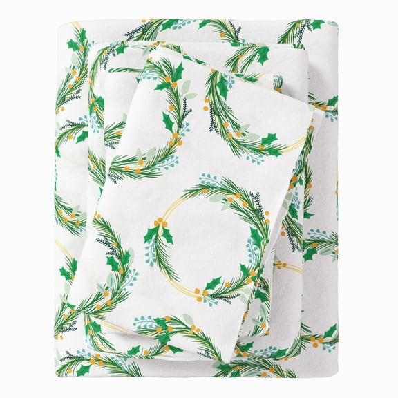 Great Bay Home Christmas Flannel Sheet Set - 100% Turkish Cotton - Double Brushed - Full, Wreath