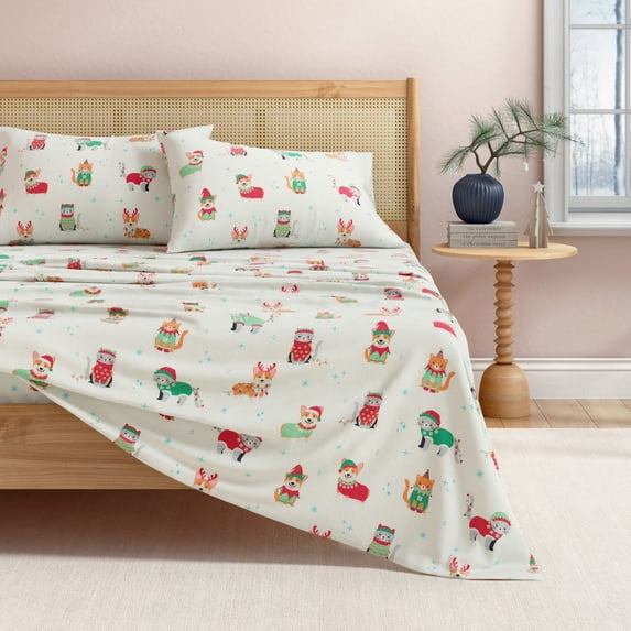 Great Bay Home Christmas Flannel Sheet Set - 100% Turkish Cotton - Double Brushed - Queen, Dog Cat Christmas