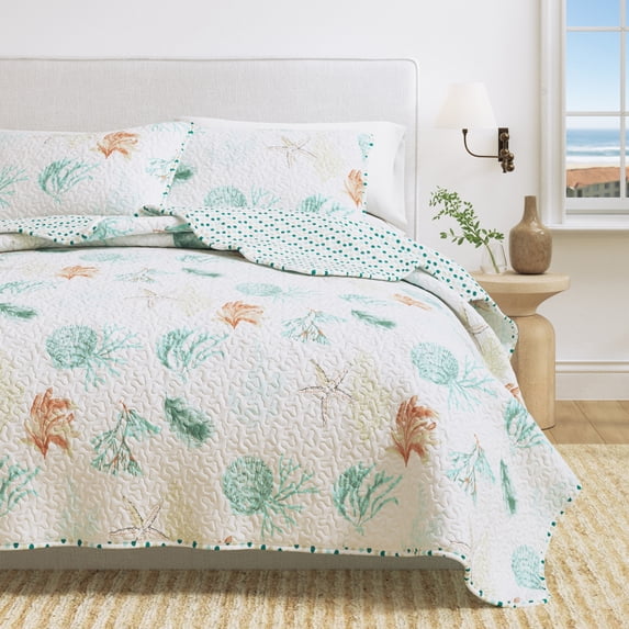 Coastal Quilt Set - Lightweight, Soft, All-Season - 2-Piece Reversible Bedding Set (Twin / Twin XL, Coral Reef)