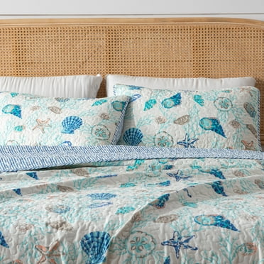 Great Bay Home Coral Coastal Cotton Quilts, Twin - Reversible