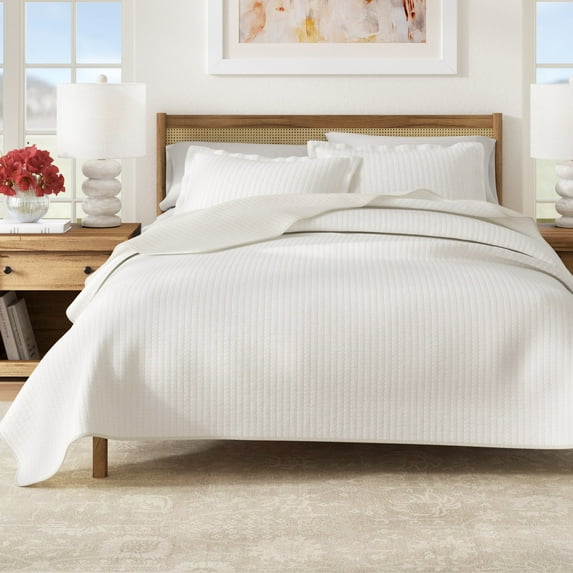 Great Bay Home Detailed Channel Stitch Microfiber All-Season Quilt Set With Shams (Twin, White)