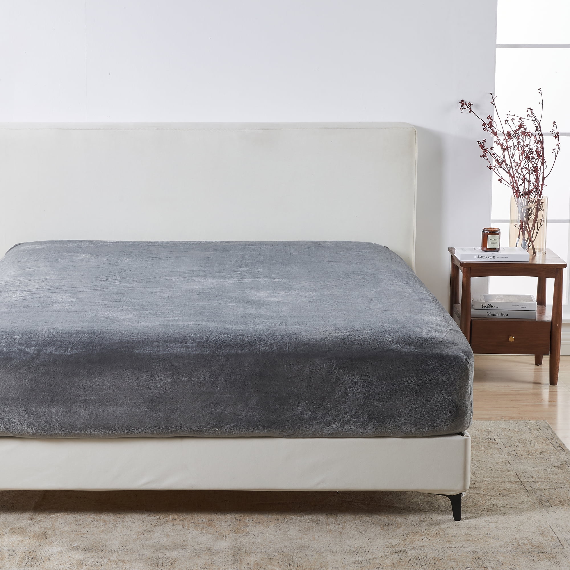 Fitted Solid Plush Sheet