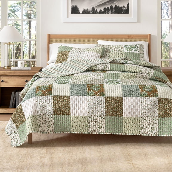 Lodge Quilt Set - Lightweight, Soft, All-Season - 3-Piece Reversible Rustic Bedding Set (Full / Queen, Floral Grid - Brown)