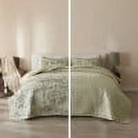 Lodge Printed Microfiber Reversible Quilt Set with Shams (Twin, Bear Mountain Scene)
