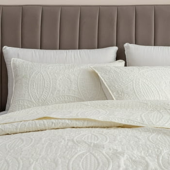 Great Bay Home Pinsonic Medallion Reversible Quilt Set With Shams  (Full / Queen, Cream)