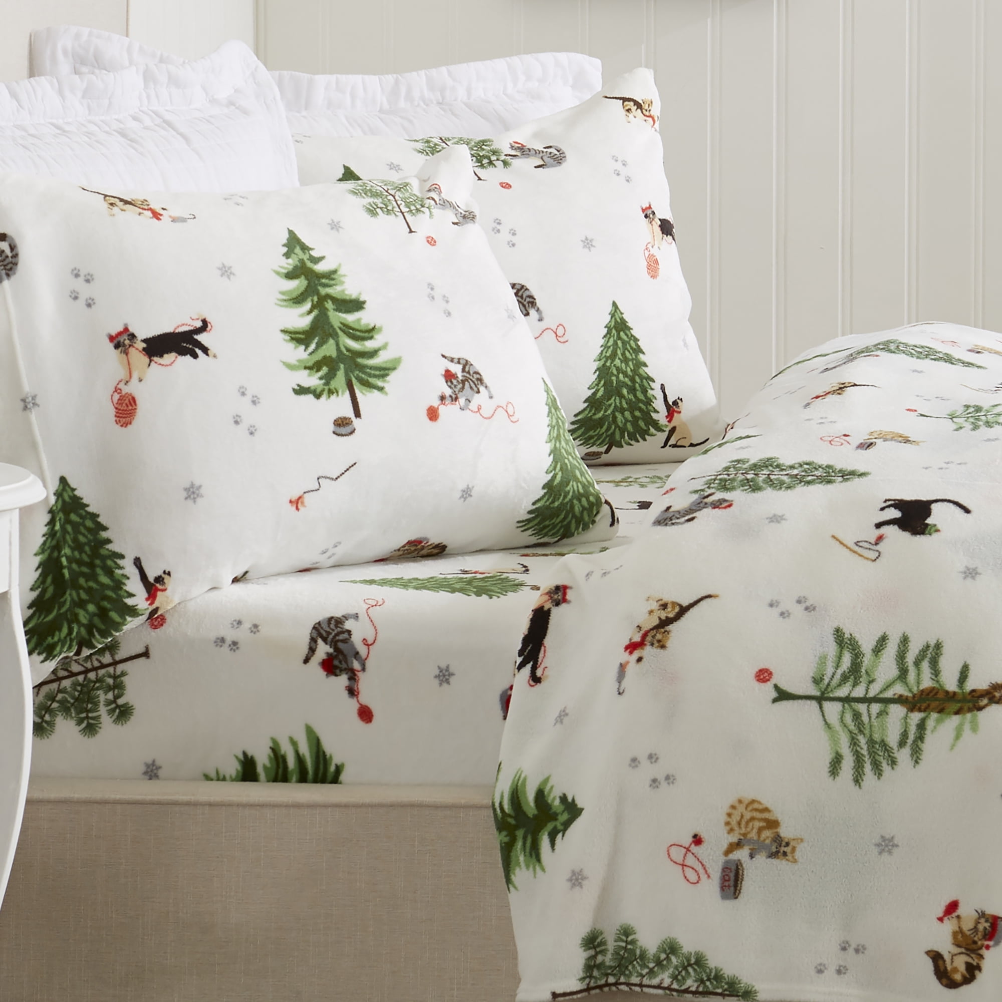 Queen Winter Cats Print Velvet Plush Microfiber Sheet Set