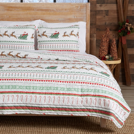 Great Bay Home Reversible Christmas Reversible Quilt Set With Shams (King, Festive Stripes)