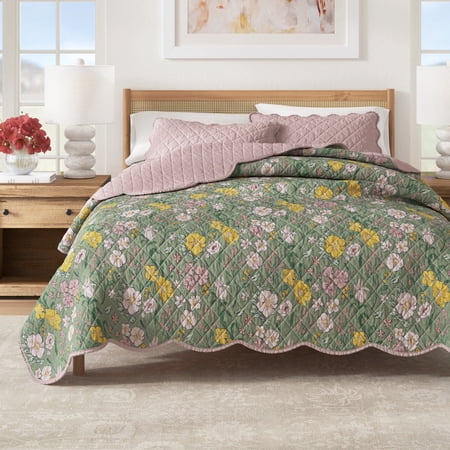 Floral Cotton Quilt Set - Lightweight, Soft, All-Season - 3-Piece Reversible Scalloped Bedding Set (King / California King, Floral Dusk)