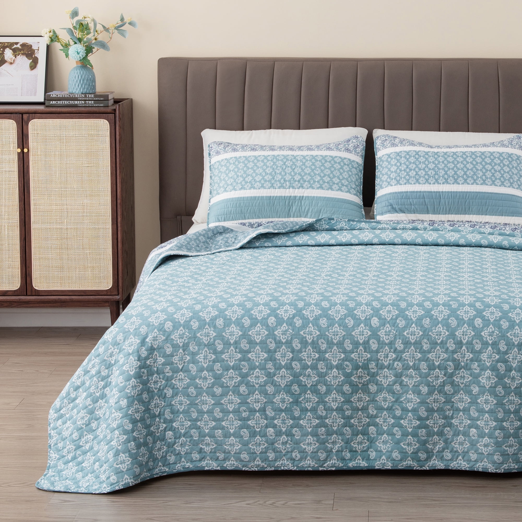 Kadi Blue Full/Queen Reversible Microfiber Quilt Set