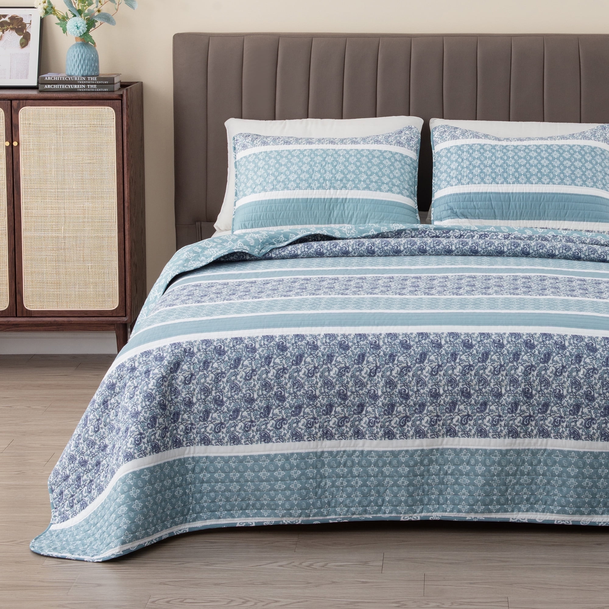 Kadi Blue Full/Queen Reversible Microfiber Quilt Set