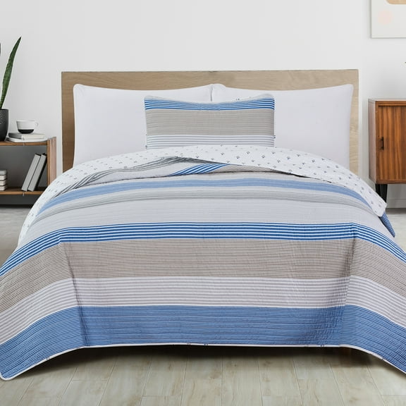 Great Bay Home Stripe Reversible Reversible Quilt Set With Shams (Twin, Blue / Taupe)