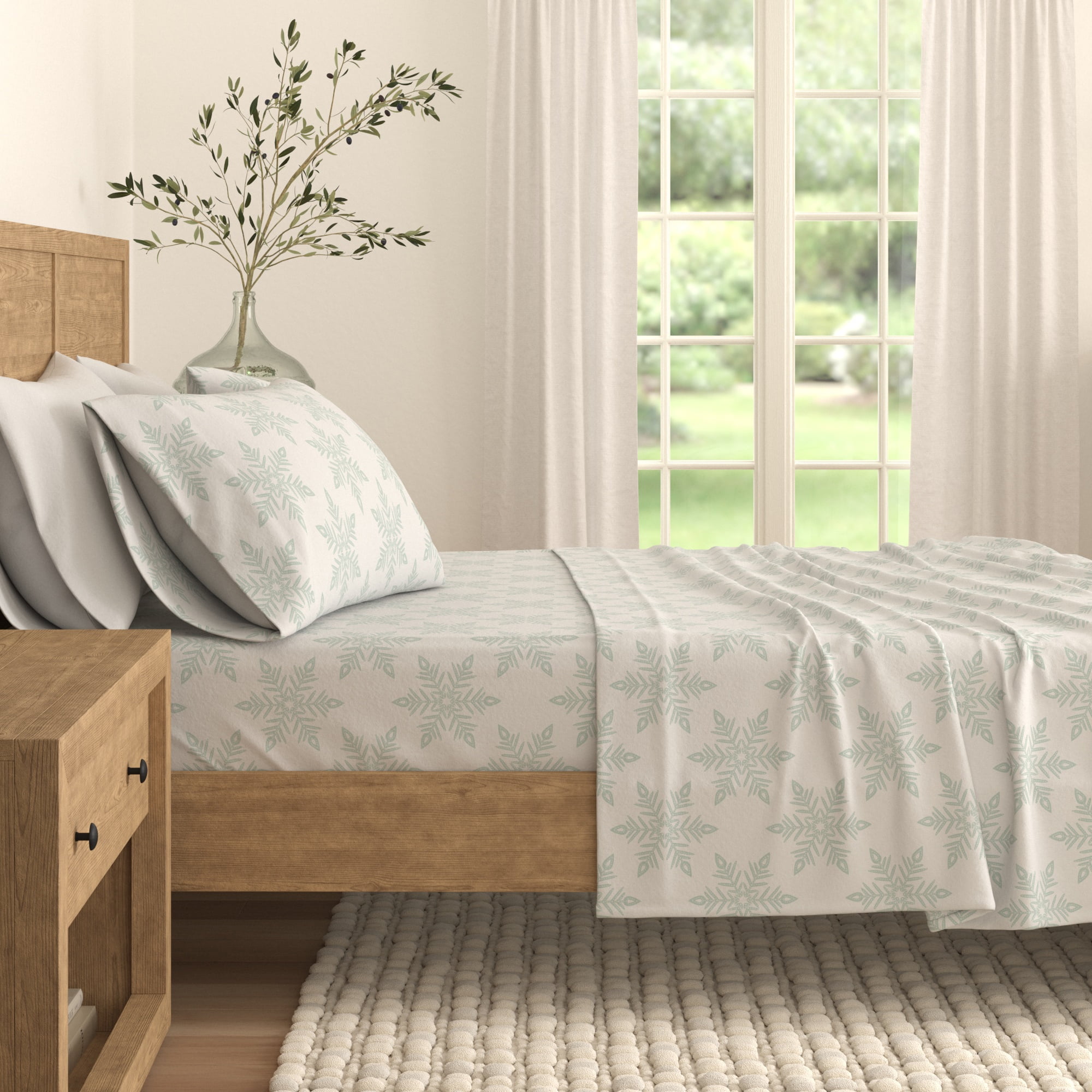 Queen White Snowflake Cotton Flannel Sheet Set