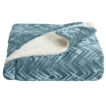 Great Bay Home Velvet Plush Fleece Reversible Sherpa Warm and Cozy Bed Blanket  (Full / Queen, Blue Surf)