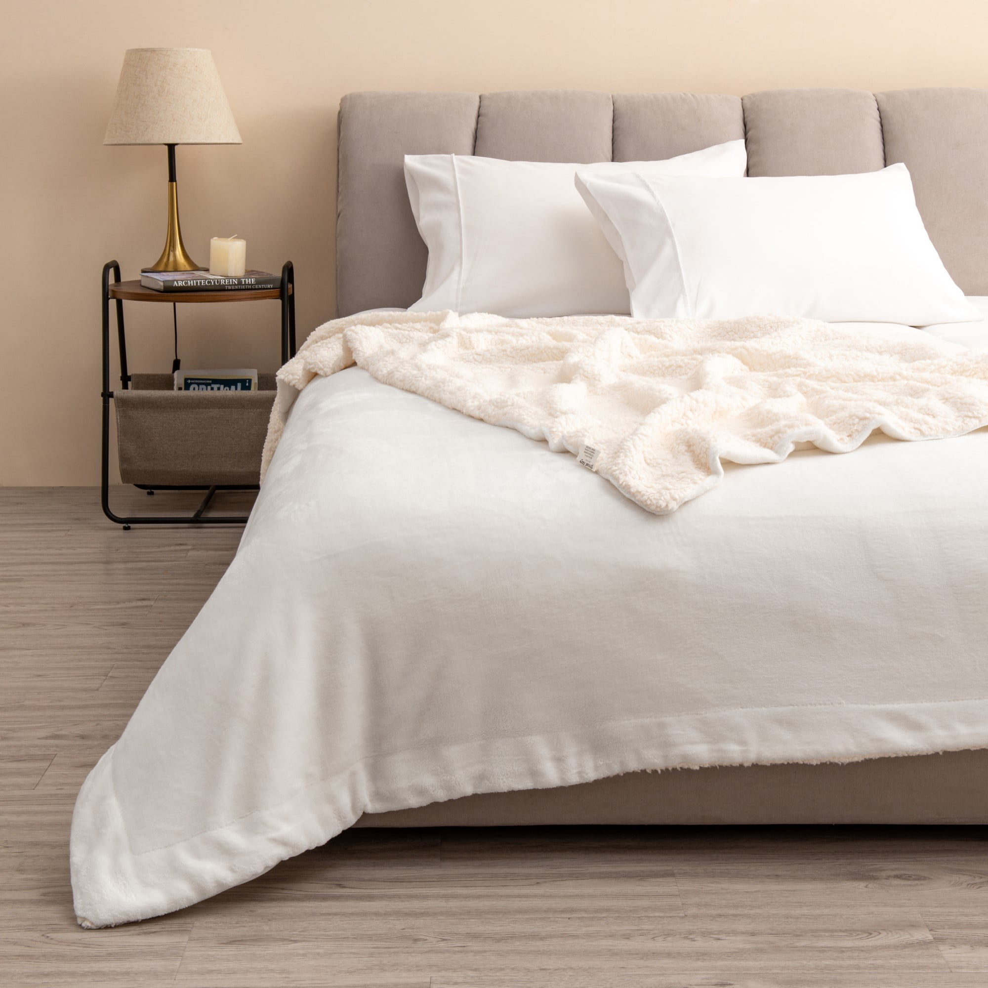 Great Bay Home Velvet Plush Fleece Reversible Sherpa Warm and Cozy Bed  Blanket (Full / Queen, Optic White) 