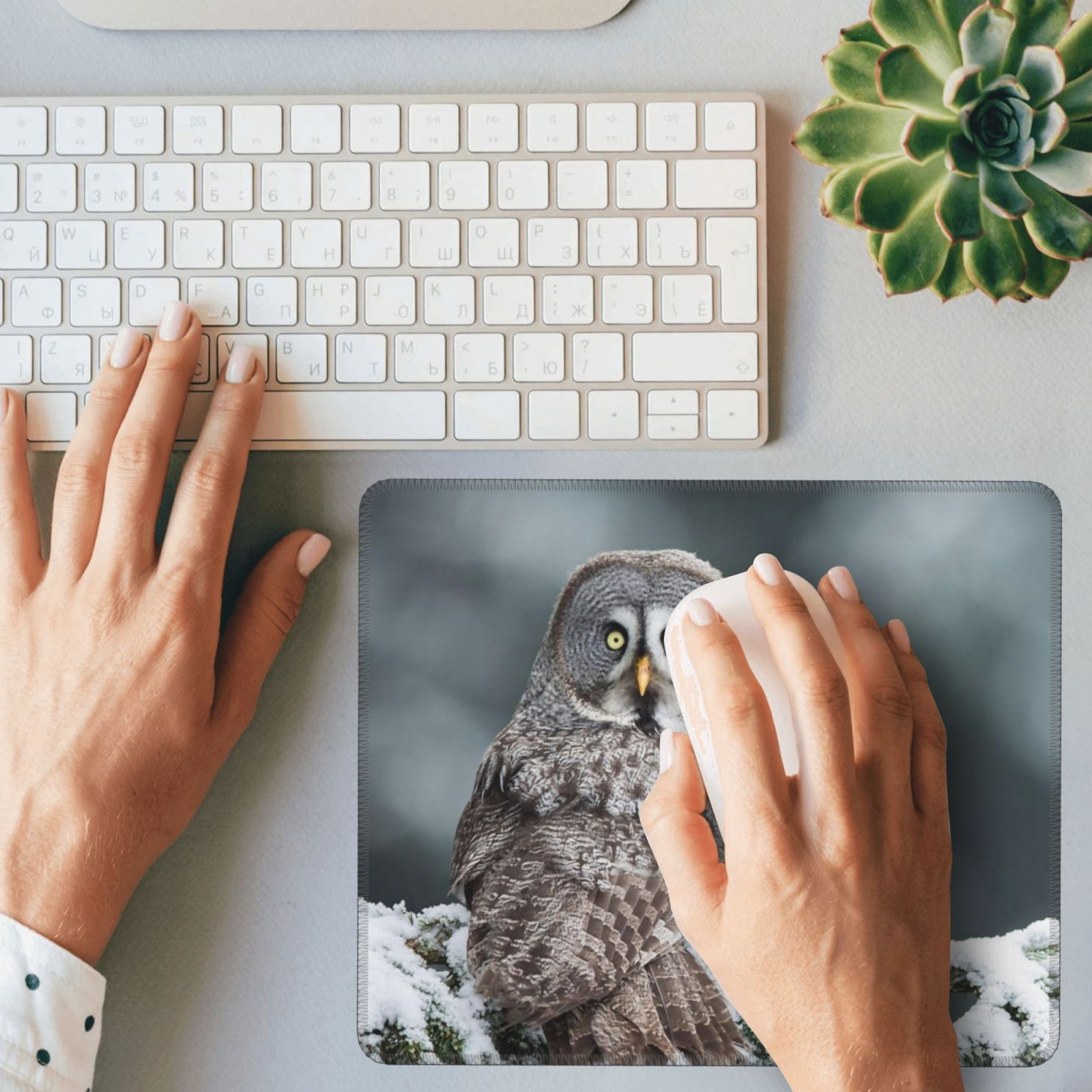 Great Grey Owl Snow Print Rubber Lock Edge Mouse pad, Office Desk pad, Writing pad, Multi Code