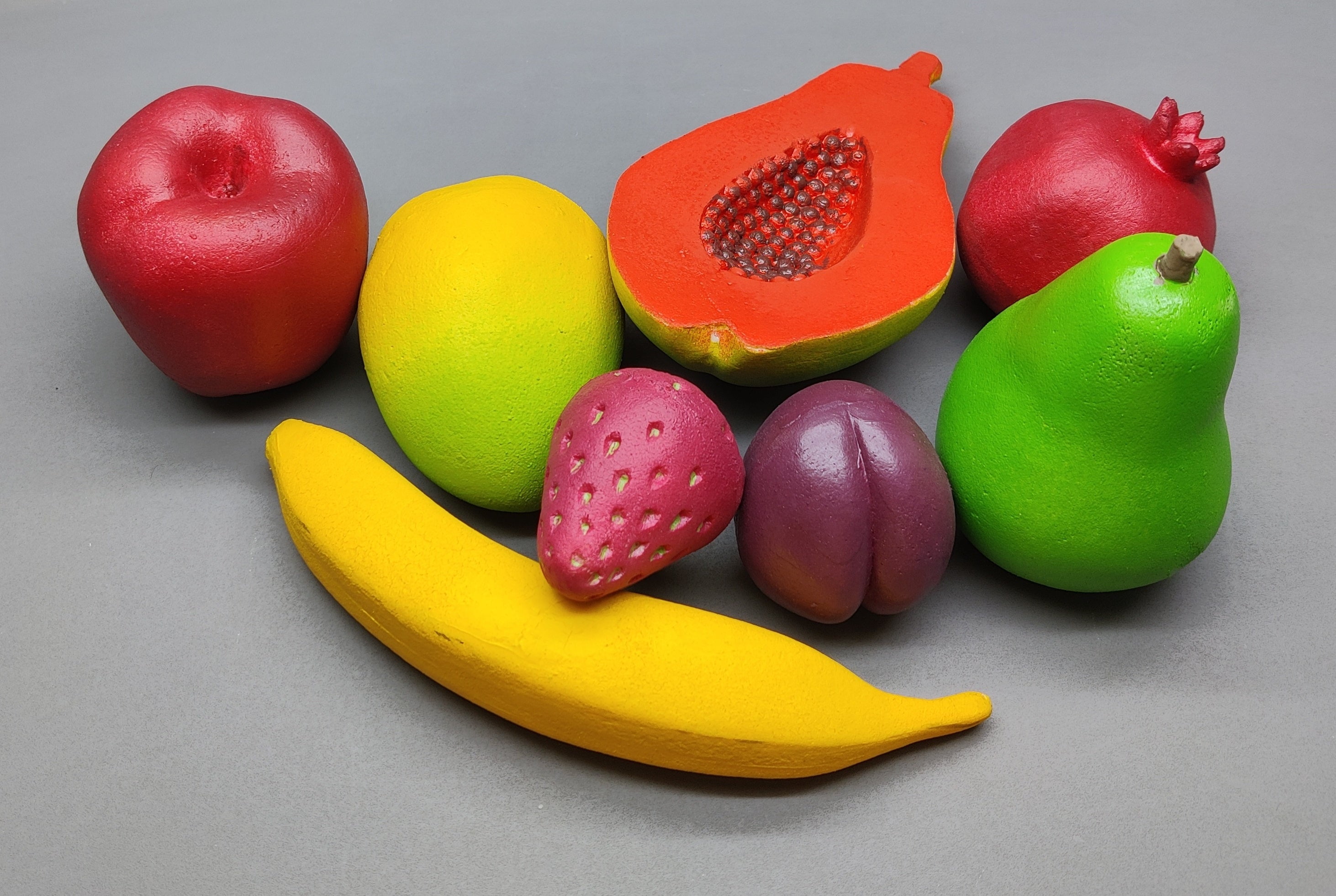 Great Interactive Realistic Fruit Toys 100 Natural Rubber Foam. 8 Educational Soft Squishy Shapes with Painted Surface. Safe Pretend Play Learning