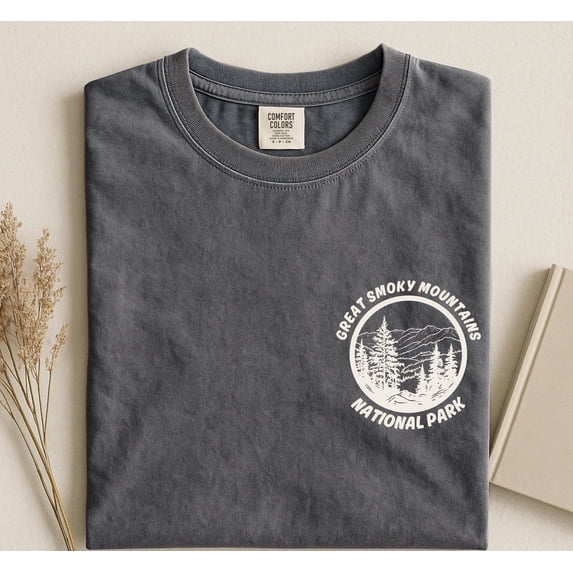 Great Smoky Mountains National Park Vintage Forest Graphic Tee Retro Mountain Landscape Nature Hiking Camping Shirt, Unisex Cotton T-Shirt, Sizes S-3XL