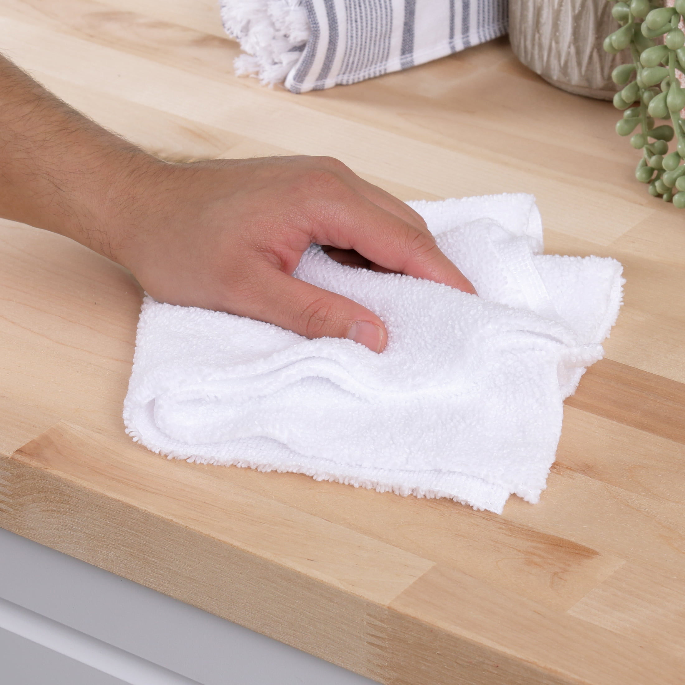Great Value Multi-Purpose Microfiber Cleaning Towels, White, 5 Count
