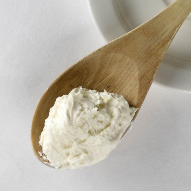 Great Value Whipped Cream Cheese Spread, 8oz Tub