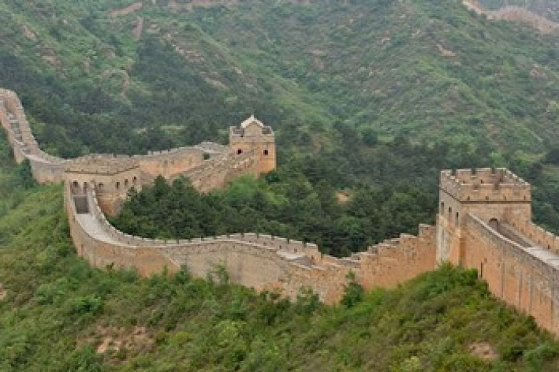 Great Wall of China at Jinshanling China Canvas Art - Adam Jones DanitaDelimont (35 x 23)