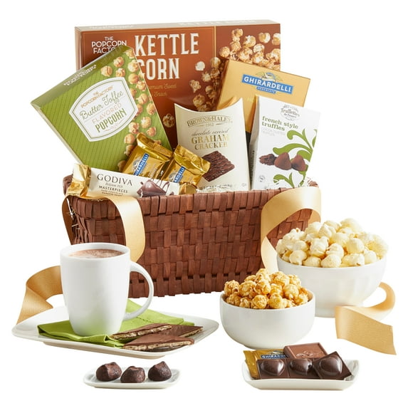 GreatFoods Classic Gourmet Gift Basket - Deluxe