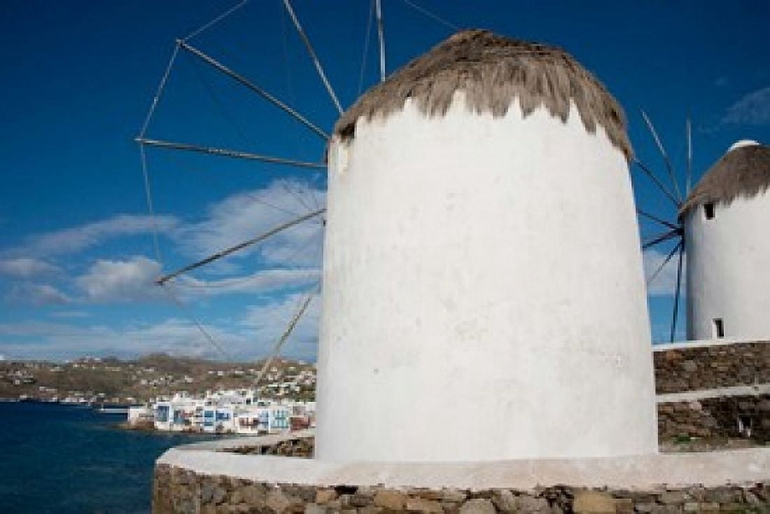Greece Cyclades Mykonos Hora Cycladic windmill in Little Venice Canvas Art - Cindy Miller Hopkins DanitaDelimont (37 x 25)