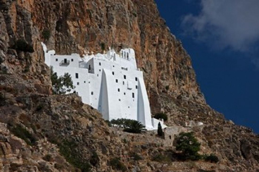 Greece Hozoviotissa Greek Orthodox Monastery Canvas Art - Jaynes Gallery DanitaDelimont (18 x 12)