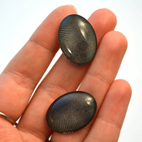 Green Alien Oval Glass Eyes