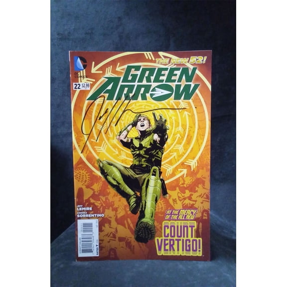 Pre-Owned Green Arrow #22 Signed by Jeff Lemire 2013 DC Comics Comic Book