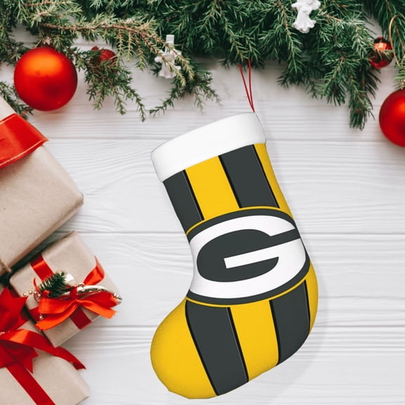 Green_Bay Christmas decorative stockings, American football team personalized Christmas stockings, suitable for fireplace Christmas decorations, holiday party decorations, party gift stockings