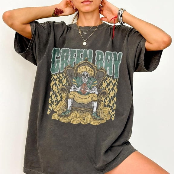 Green Bay Football Skull Vintage T-Shirt, Gift For Fan Football Game Day Unisex Shirt