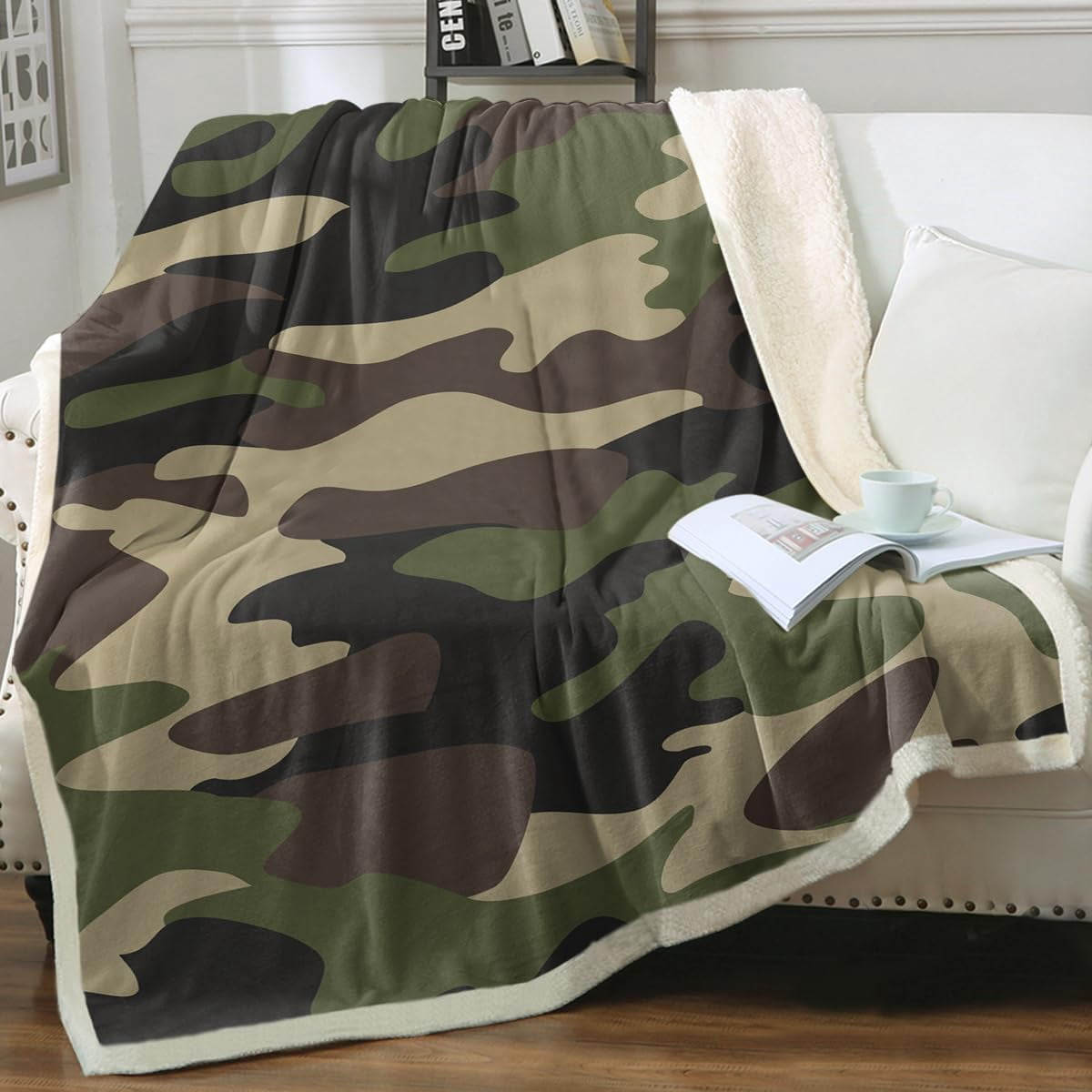 Green Camouflage Fleece Throw Blanket for Kids Boys Soft Brown Camo Camping Sherpa Blanket for Couch Chair, Twin (60" X 80")