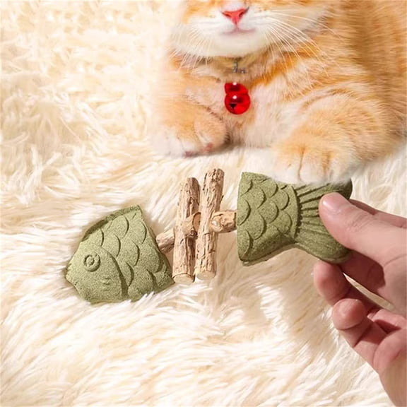 Green Catnip Silvervine Fishbone Chew Toy - Natural Ingredients for Cats, Stress Relief & Boredom Buster, Durable for Long-Lasting Chewing, Attracts with Fresh Scent, Ideal for Cats, 1pc