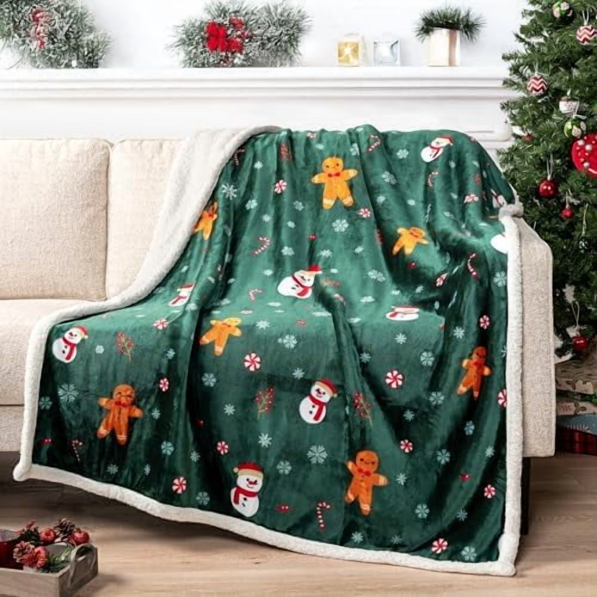 Green Christmas Sherpa Throw Blanket, Gingerbread Snowman Holiday ...