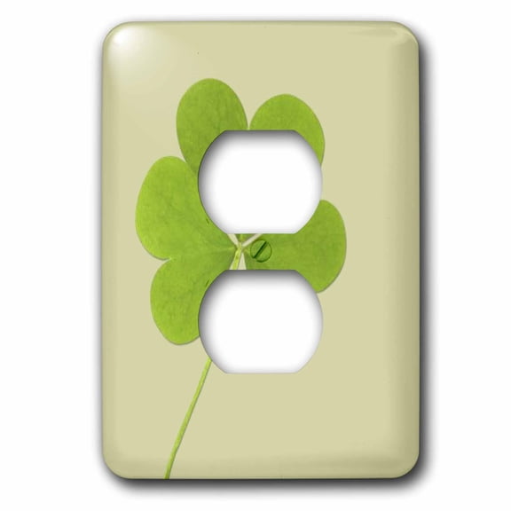 3dRose, Green Clover- Irish Art- St. Patricks Day, 2 plug outlet cover