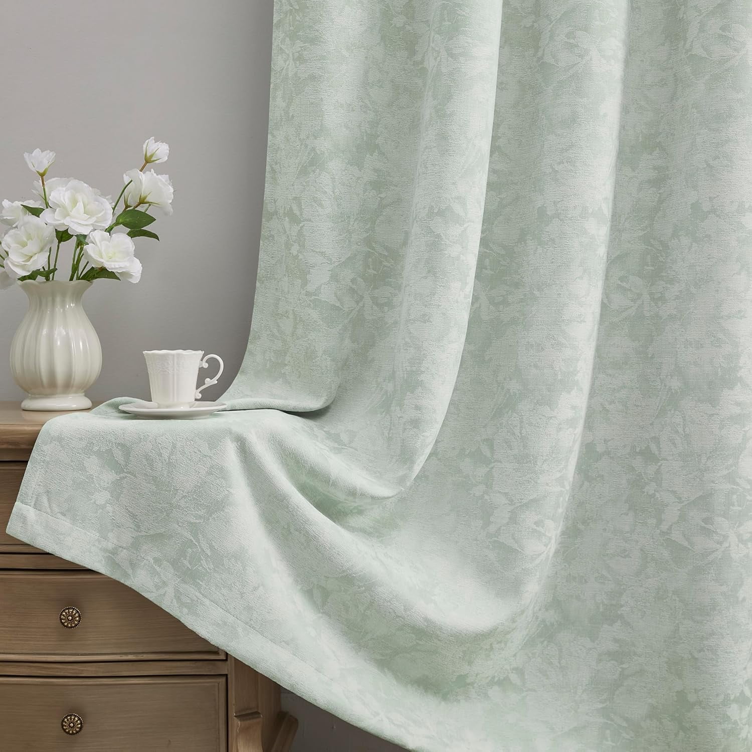 Green Floral Jacquard Blackout Curtains 84 Inches Long 2 Panels for ...