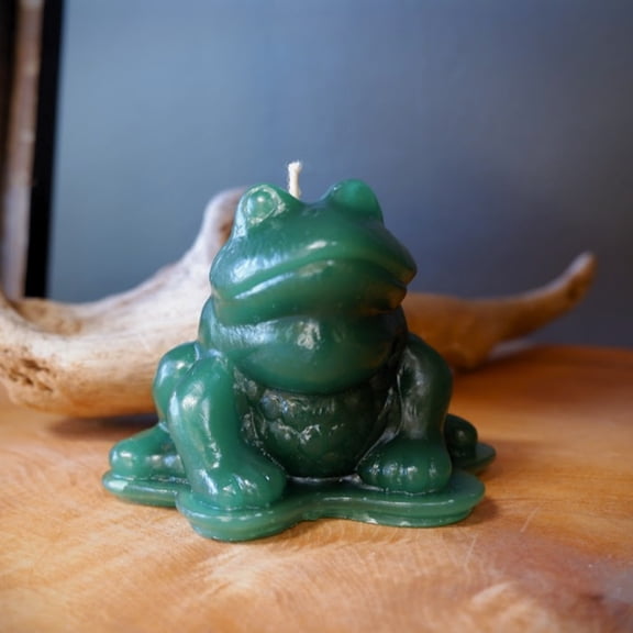 Green Frog Candle