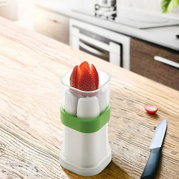 Green Fruit and Vegetable Divider Cucumber Cutter with Compact Lightweight Design for Kitchen Use