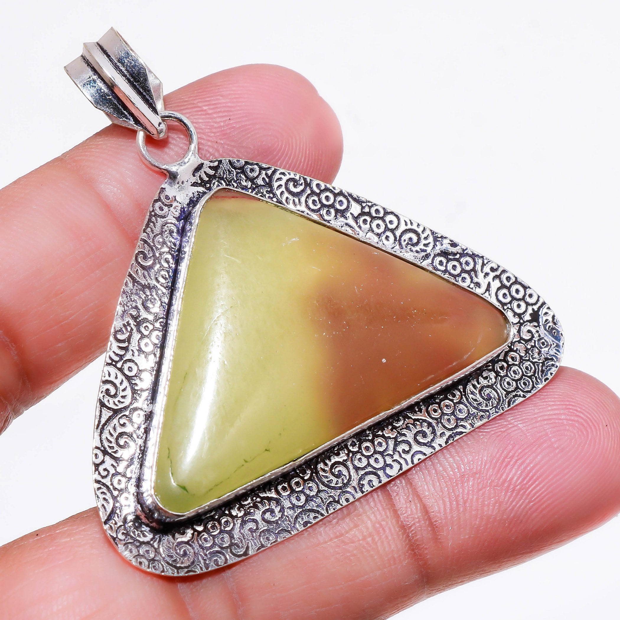 S S GEMS & JEWELLERY Green Jade Gemstone Handmade Fashion Ethnic Gifted Pendant Jewelry 2" SA 697