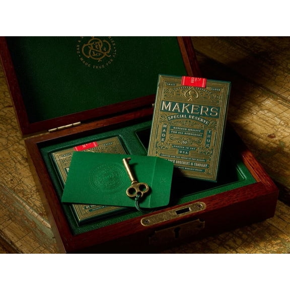 Green Makers Playing Cards Collectors Box Set of 500 2016 by Dan & Dave