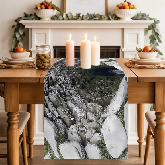 Green Mossy Stone Well Table Runner, Rustic Realistic Nature Industrial Washable Cotton-linen Table Runners Dining Kitchen Decoration for Everyday Home Wedding Party Decor, 18 x72 Inch