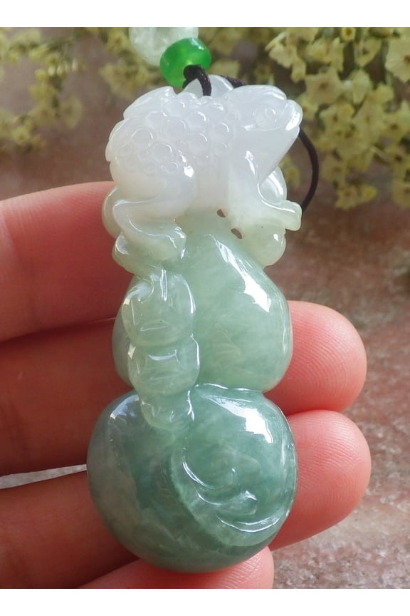 Green Natural A Jade jadeite Pendant Frog Toad Money Coin Gpurd Necklace 693064 TN