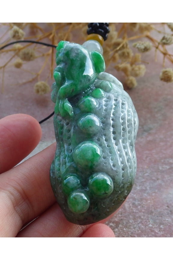 Green Natural A Jade jadeite Pendant Frog Toad Peanut Necklace 678485 TN