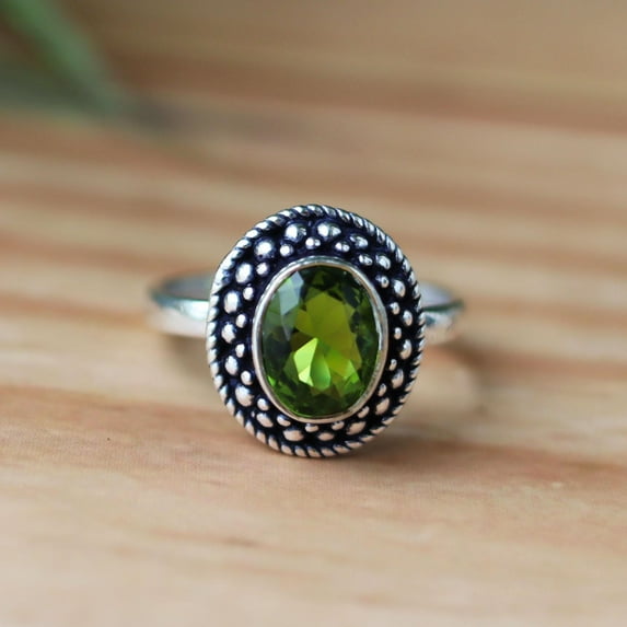 Green Peridot Ring, 925 Silver Ring, August Birthstone Ring, Boho Silver Ring, Vintage Ring, Oval Cut Gemstone, Cocktail Ring, Charm Ring