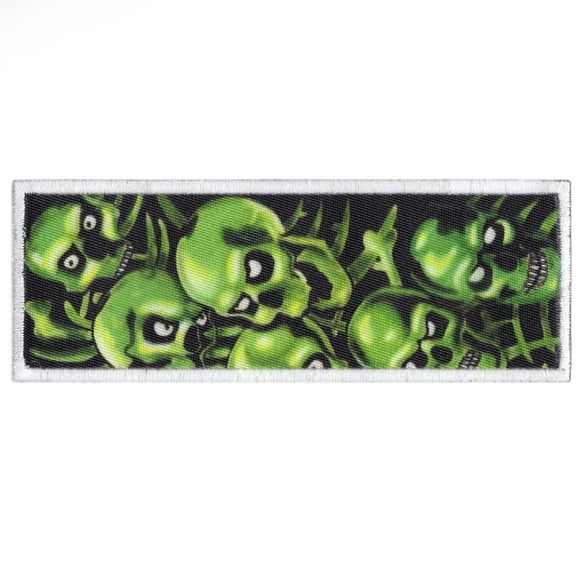 Green Skull Pile Box Box Logo Print Iron On Foto Patch