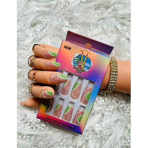 Green Tea | Med nude green swirl Press on nails