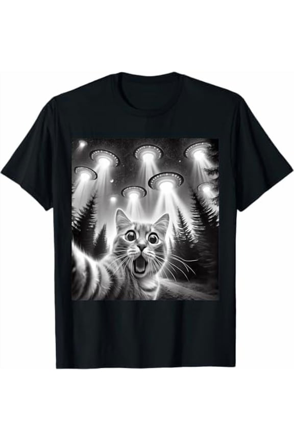 Cat Selfie with Alien UFO Surprised Scared Cat Lover Funny Gifts for Unisex Men Women Kids T-Shirt