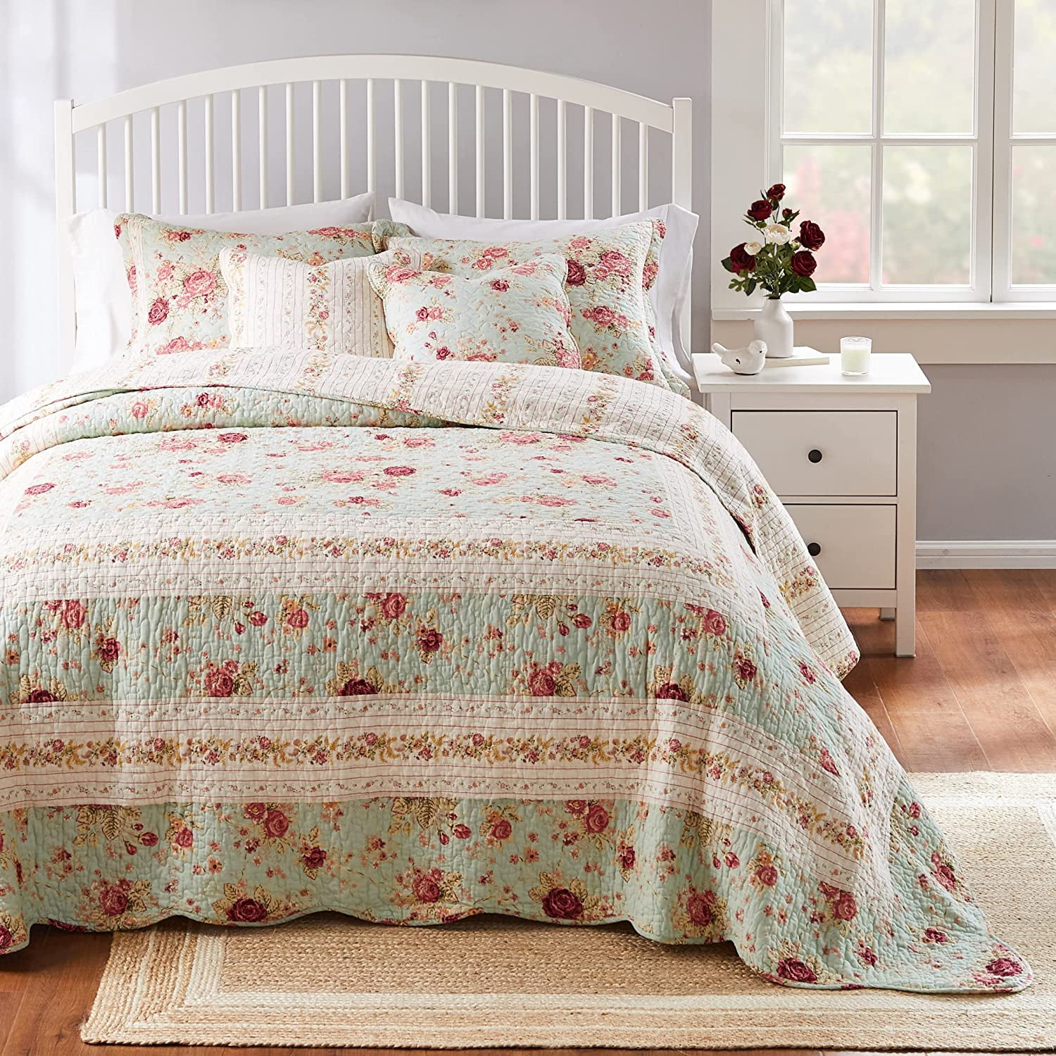 Blue Cotton Reversible Queen Bedspread Set with Floral Print