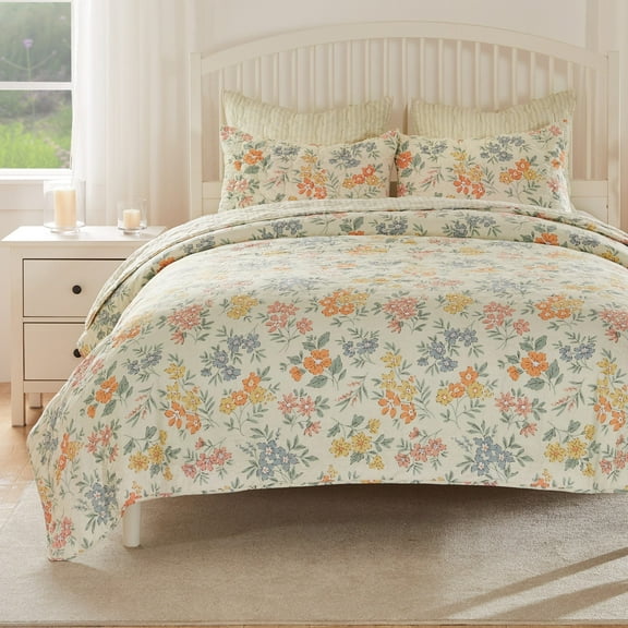 Greenland Home Fashions Chloe Pastel Floral Cotton-Rich Quilt Set, 2-Piece Twin-XL